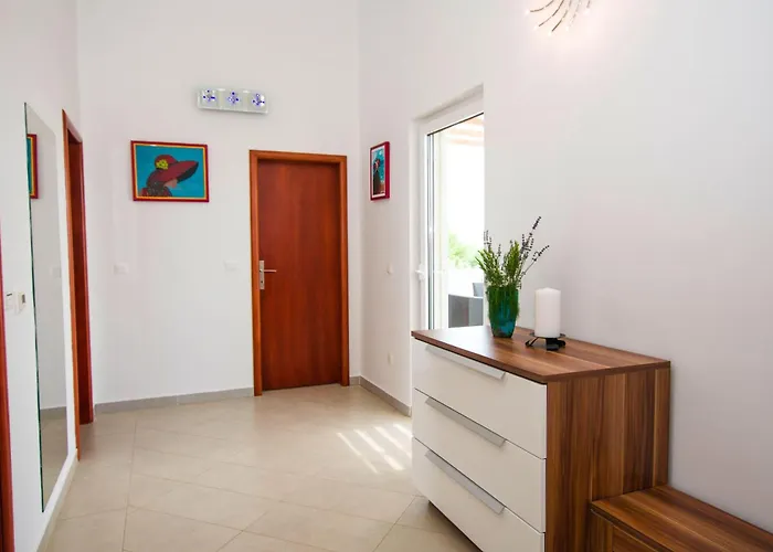 House Srecko Polaca