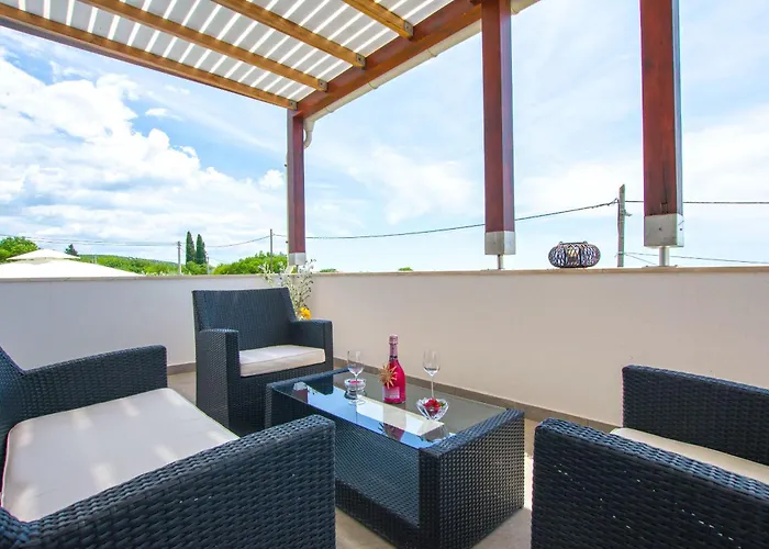 Feriehus House Srecko *