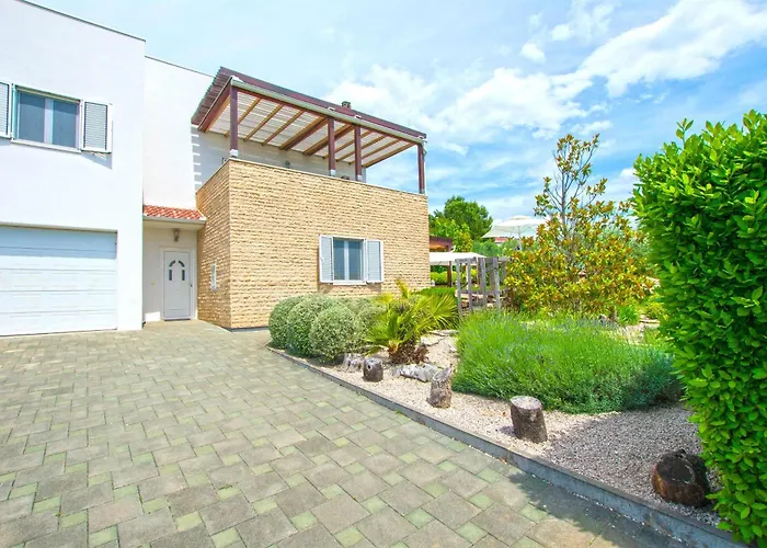 Feriehus House Srecko *