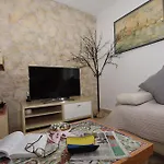 Nyaraló House Srecko