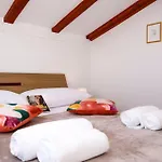 House Srecko