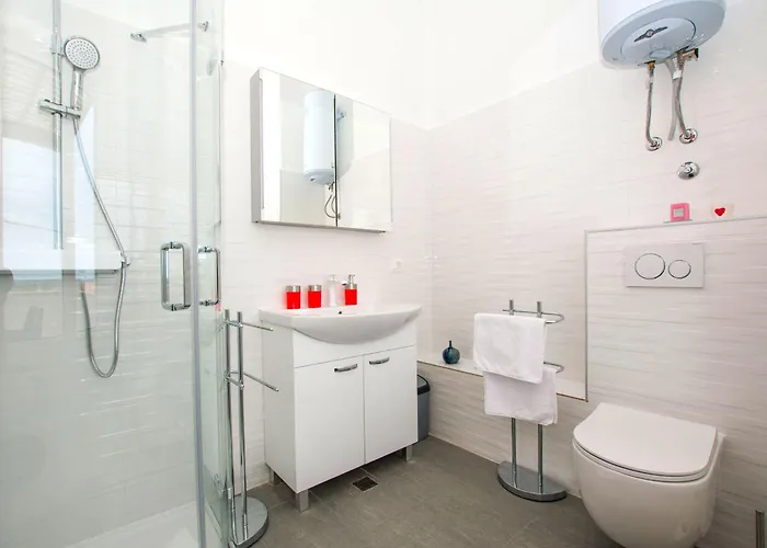 House Srecko 펜션 Polaca